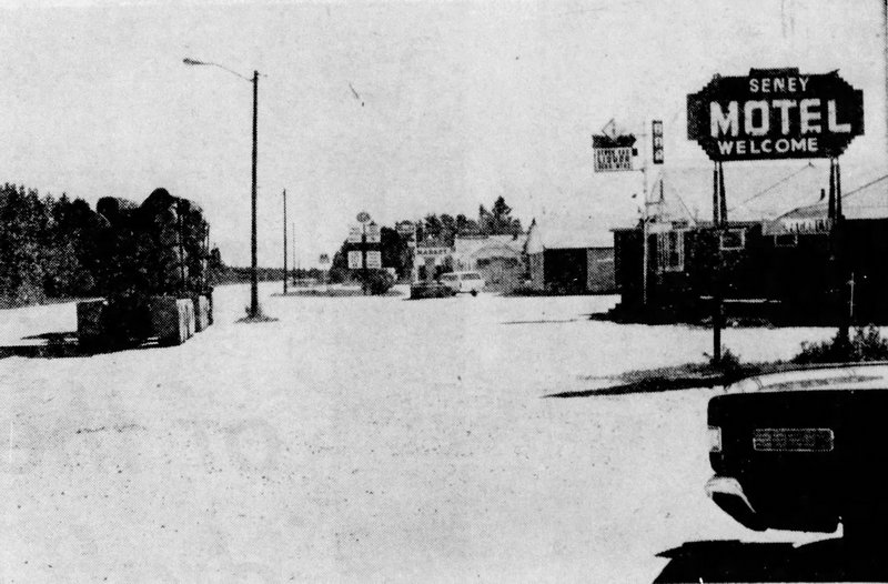 Fox River Motel - Maybe Seney Motel